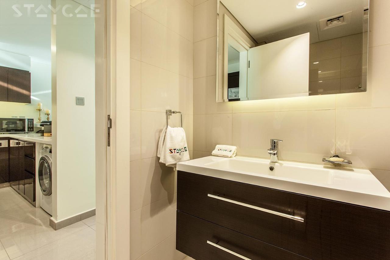 Staycae Holiday Homes - Majestine Dubai Esterno foto