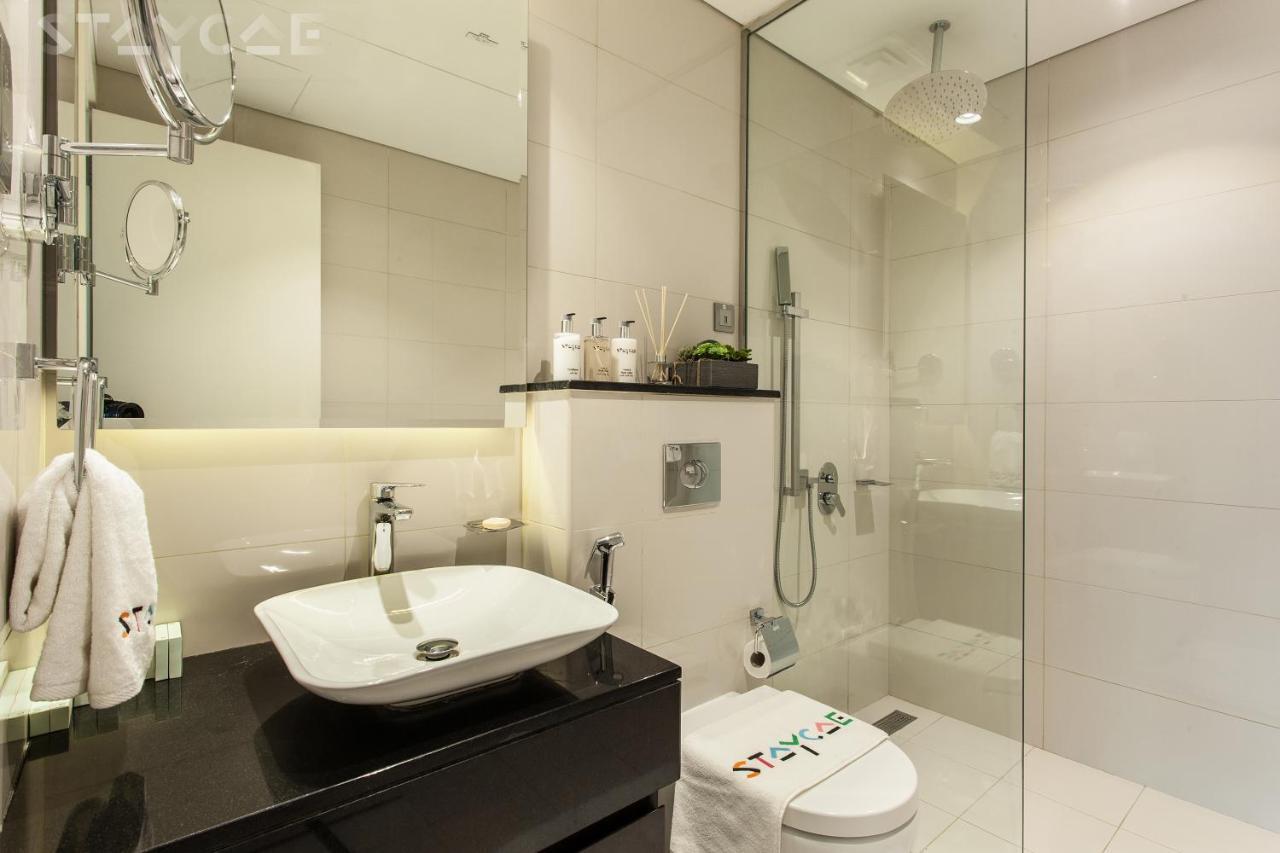 Staycae Holiday Homes - Majestine Dubai Esterno foto